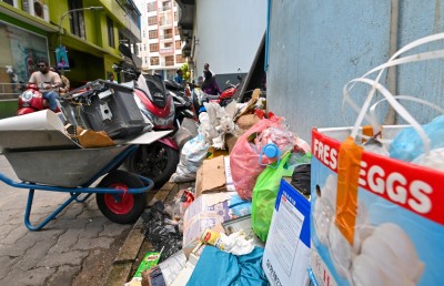 މަގުތަކަށް ކުނި އަޅާ މީހުންގެ ފޮޓޯ އާއި ވީޑިއޯ ހިއްސާކުރަން ހޮޓްލައިނެއް