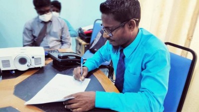 ވައިކަރަދޫ ކައުންސިލްގެ ރައީސް އިސްތިއުފާ ދެއްވައިފި