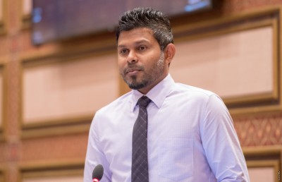 ޓެކްސީ ހިދުމަތްދެވޭ ވަގުތު އިތުރުކުރަން ގޮވާލައި ހުށަހެޅި މައްސަލަ ބަލައިނުގަތް