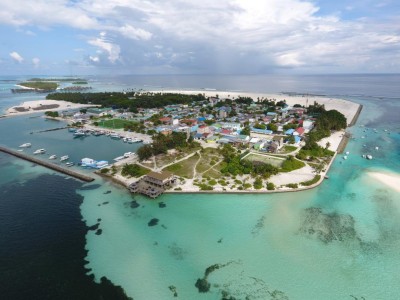 ކޮވިޑްއާ ހެދި ހުރާގައިވެސް ރައްޔިތުން ބޭރަށް ނުކުމެ އުޅުން މަނާކޮށްފި