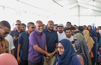 ދެ ކެންޑިޑޭޓުން ނުކުތުން ބޮޑު ގޮންޖެހުމަކަށް، ރައީސް ވިދާޅުވީ ހައްލު ކުރައްވާނެ ކަމަށް