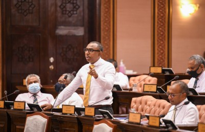 އެމްޑީޕީއަށް ވޯޓު ނުދީގެން ވަކި ކުރިއެރުމެއް ނުލިބޭނެ: އާޒިމް