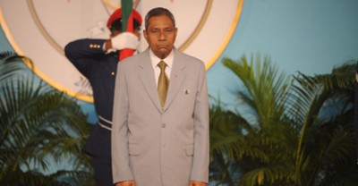 ލޯޖެހި އަހުމަދު މަނިކުގެ އާއިލާއަށް ރައީސްގެ ތައުޒިޔާ