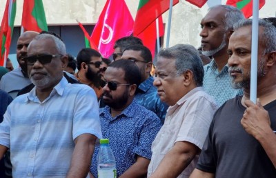 ބޮއިކޮޓްކުރަން ހުށަހެޅީ ސުޕްރީމް ކޯޓުގައި ރިވިއުކުރަން ފުރުސަތު ހޯދަން: ޔާމީން