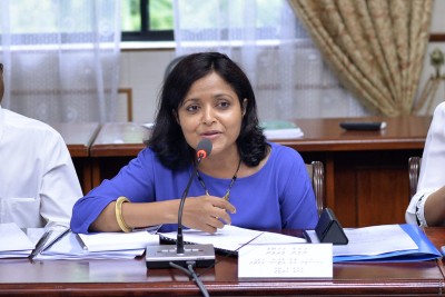 މިއުޒިކް އަޑުއަހާލާނެ މަރުކަޒެއް މާލޭގައި ހުރުން މުހިންމު: ޔުމްނާ