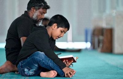 ހަދީސެއްގެ އަލީގައި: މަރުވުމަށް ފަހު ވެސް މަންފާކޮށްދޭނެ ފަދަ ދަރިއަކު ތަރުބިޔަތުކުރުން
