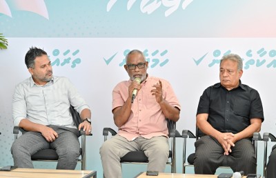 ޔާމީނާ އެކު ތިބީ "ވަރަށް ރަނގަޅު" ކަމަށް ހެދިގެން އުޅޭ ބައެއް: އަބްދުއްރަހީމް