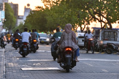 ފަސާދައިގެ ދޮރުތައް ބަންދުކޮށް، ހަރުދަނާ އަޚުލާގީ ޖީލެއް ބިނާކުރުމަށް އެންމެން އަތުގުޅައިލާ: ޚުތުބާ