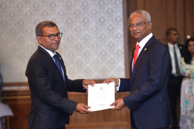 ރިޒޯޓުތަކަށް ލުއި ދިނީ ވަކި ބަޔަކަށް މަންފާއެއް ހޯދައިދޭކަށް ނޫން: ސަރުކާރު