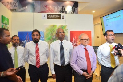ކެބިނެޓަށް ބަދަލު ގެންނަން ކޯލިޝަން ލީޑަރުންނާ އެކު މަޝްވަރާ ފަށައިފި