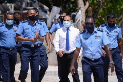އެންމެ ބޮޑު އިސްކަމެއް ދެނީ ހަމަލާ ތަހުގީގުކުރަން، ބޭރުގެ އެހީ ހޯދާނަން: ހޯމް މިނިސްޓަރު