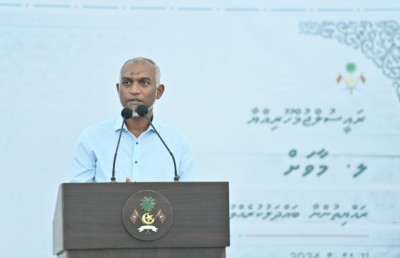 ބާރު ސްޕީޑުގައި މަޝްރޫއުތައް ގެންދަން ބޭނުން، މަޖިލީހުން މަޑުޖައްސަން ފުރުސަތު ނުދީ: ރައީސް