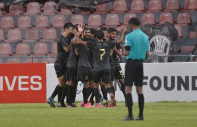 އީގަލްސްއިން މުސާރަ ނުދޭ މައްސަލަ ފީފާ އަށް