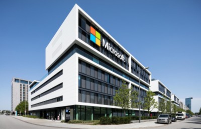 މައިކްރޮސޮފްޓްގެ އަގު 2 ޓްރިލިއަން ޑޮލަރަށް