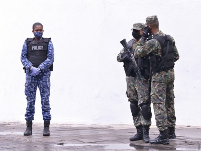 ހަރުކަށި ފިކުރުގެ އިތުރު ބަޔަކު ހައްޔަރުކޮށްފި