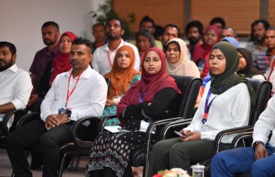 ޓްރޭޑް ޔޫނިއަންތަކާއި ވަޒީފާދޭ ފަރާތްތަކުގެ ޔޫނިއަންތަކުގެ ދަފްތަރުގައި ހިމަނަން ހުޅުވާލައިފި