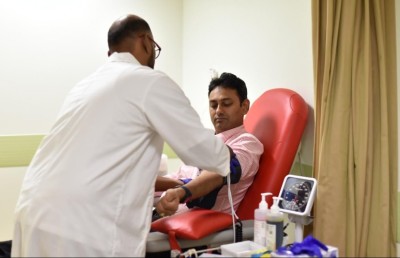 ޓްރީ ޓޮޕްގެ އަހަރީ ދުވަހު ލޭ ހަދިޔާކުރުމުގެ ކެމްޕެއިނެއް