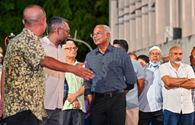 ބޮޑު ބައްޔާ އެކު އެމްޑީޕީ ލީޑަޝިޕްގެ އިސްތިއުފާ އަށް ގޮވާ އަޑު ގަދަވެއްޖެ