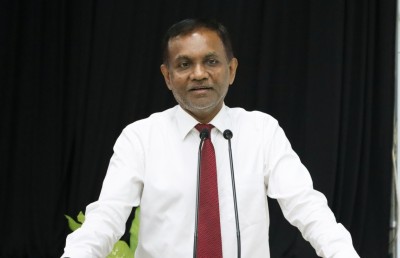 ސިވިލް ސާވިސްގެ ހުރިހާ ދާއިރާއެއްގެ މުސާރަ ވީހާ ވެސް އަވަހަކަށް ބޮޑުކޮށްދިނުމަށް ގޮވާލައްވައިފި