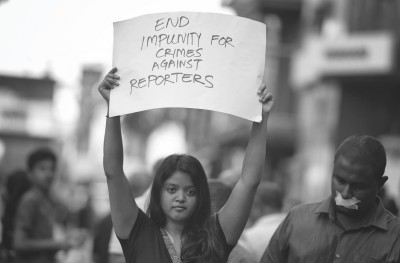 ދެ މީޑިއާއަކަށް އިންޒާރު ދިނުން ސަރުކަރުން ކުށްވެރިކޮށްފި