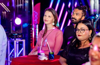 އުރީދޫން ޓިކްޓޮކާ އެކު ޕާޓްނާޝިޕް ހަދައި ހާއްސަ ޑޭޓާ އޮފާތަކެއް