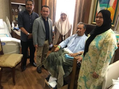 މެލޭޝިޔާގެ ބޮޑުވަޒީރު މުޙްޔިއްދީން ޔާސީން ހޮސްޕިޓަލްގައި އެޑްމިޓްކޮށްފި