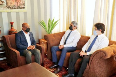 ދެ މަހެއްހާ ދުވަސް ފަހުން ޝާހިދު އެނބުރި ރާއްޖެއަށް