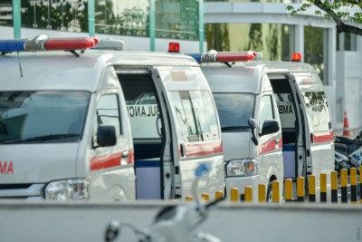 ޖަޕާނުން 10 އެމްބިއުލާންސްއާއި 9 ސީ އެމްބިއުލާންސް ދެނީ
