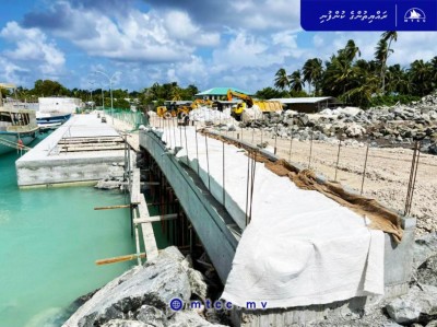 އިސްދޫ ބަނދަރު ތަރައްޤީ ކުރުމުގެ %90 ނިމިއްޖެ