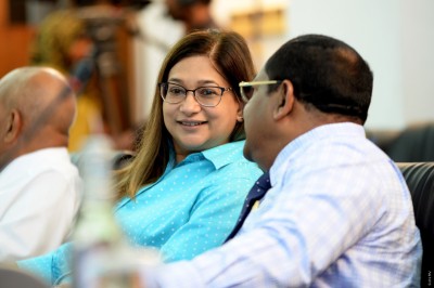 ޔޫކޭގައި ދިވެހި ސަފީރުގެ ނައިބުގެ ގޭގައި އަލީ ވަހީދު ގެންގުޅޭކަމަށް ބުނާ ބުނުން ދޮގުކޮށްފި