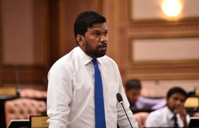 ރައީސް ނަޝީދަށް ދިން ހަމަލާއަށްފަހު ރާއްޖޭގެ ދުވެލި މަޑުވެއްޖެ: ރާއީ