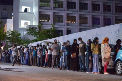 މިފަހަރު "ކޯން ކޯން ދެ ޑޯޒް ވާލާ ހޭ"