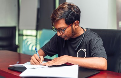 އާއިލާގެ އެންމެންނާ އެކުގައި ބަލާލެވޭނެ ގޮތަށް "ރޮބޯމޭން"ގެ ފިލްމެއް ގެނެސްދެނީ