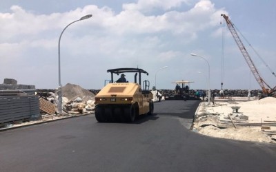 ބުރިޖުގެ މަސައްކަތް ފެށުމަށް އިންޑަސްޓްރިއަލް ވިލެޖުގެ ބައެއް ހުސްކުރަން އަންގައިފި