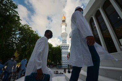 އިއްޒަތްތެރި ބަޔަކަށް ވެވޭނީ ހަޔާތުގެ އަމާޒަކީ ދީންކަމުގައި ހަދައިގެން: އީދު ހުތުބާ