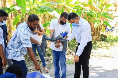 ނައިބު ރައީސްއާއި ފެނަކައިގެ އެމްޑީ ފުވައްމުލަކު ނަރުދަމާ ނިޒާމުގެ މަސައްކަތް ބައްލަވާލައްވައިފި