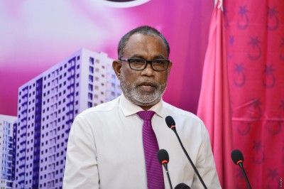 އަލަށް އަންނަ ކުދި ޕާޓީތަަކަށް މާ ބޮޑު ކަމެއް ނުކުރެވޭނެ: އަދުރޭ