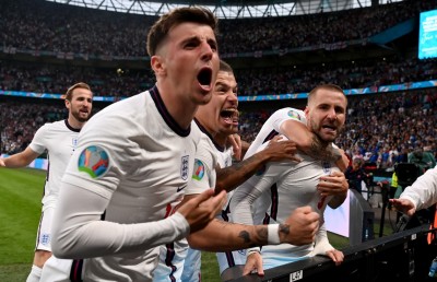 ޔޫރޯގެ ޗެމްޕިއަންކަން ނުލިބުނަސް އިންގްލެންޑަށް ދުނިޔޭގެ ރެކޯޑެއް