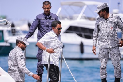 ރައީސް ޔާމީން އަނބުރާ ޖަލަށް ބަދަލުކުރާ ވާހަކަ ކަރެކްޝަންސްއިން ދޮގުކޮށްފި