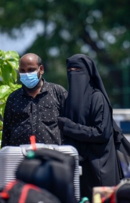 ދިގު ޗުއްޓީ އަކަށް އުފަލުން ރަށްރަށަށް!