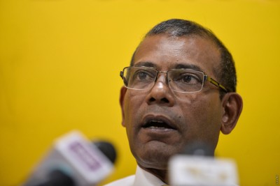 ދައުރުން ބޭރު މަޖިލިސް ޖަލްސާއެއް ބާއްވަން ރައީސް ނަޝީދު އެދިވަޑައިގެންފި