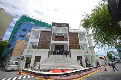 ކުޑަކުދިން ލައްވައި އިމާމުވެ ނަމާދު ނުކުރުވަން އެންގީ އާއްމު ކަމަކަށް ހަދާތީ: މިނިސްޓްރީ