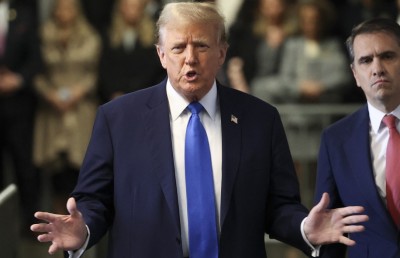 ޖަލަށް ލިޔަސް ހެޔޮ، އެކަމަކު ސަޕޯޓަރުން ހަމައިން ނެއްޓިދާނެ: ޓްރަމްޕް