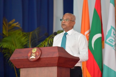 އަމާޒަކީ މިމަސް ނިމުމުގެ ކުރިން ހުރިހާ ކުދިންނަށް ފުރަތަމަ ޑޯޒު ޖަހައި ނިންމުން: ރައީސް