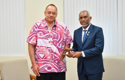 ސިޑްސް އަށް ދޭ އެހީތެރިކަން ފުޅާކުރުމަށް ރައީސް ކޮމަންވެލްތަށް ބާރުއަޅުއްވައިފި