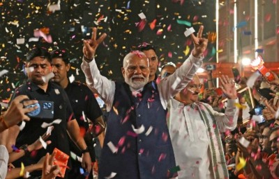 ތިންވަނަ ދައުރުގައި މޯދީގެ އަމާޒު އިންޑިއާ އިން ބޭރަށް!