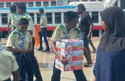 ކަނޑިތީމު ބޯޓު އަޑިއަށް ދިއުމުން ބިލެތްފަހިން ދެއްކީ ރީތި ނަމޫނާއެއް!