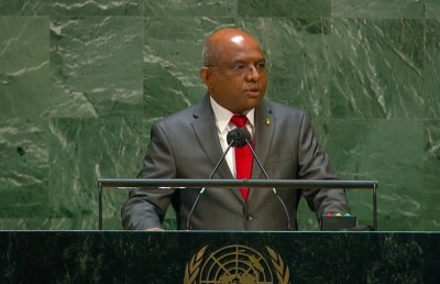 ޝާހިދުގެ ފުރަތަމަ މަސައްކަތަކީ ކޮވިޑް ވެކްސިން ފޯރުކޮށްދިނުމުގެ ހަމަހަމަކަން ގާއިމުކުރުން