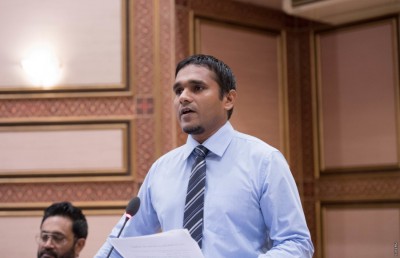 މަޖިލީހުގެ ނައިބު ރައީސް އާއި މެންބަރުންތަކަކަށް ހަމަލާދޭން އުޅޭ ކަމުގެ ތުހުމަތު