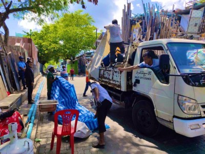 ނީލަން ފިހާރަ، އިންޑަސްޓްރިއަލް ވިލެޖަށް ބަދަލު ކުރަނީ